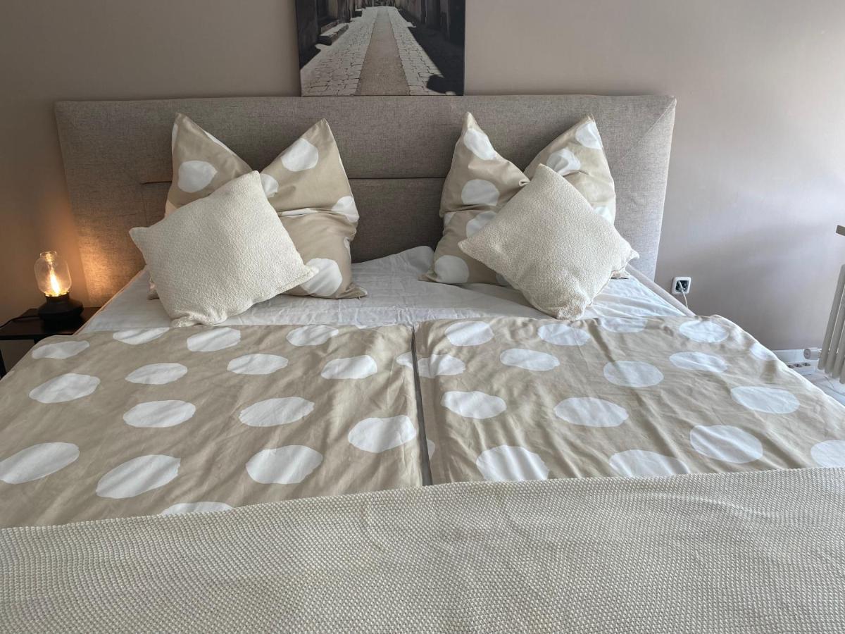 Zentrales Privatapartment Bad Homburg vor der Hoehe Luaran gambar